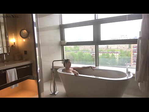 ❤️ عزیزم فوق العاده با شور و شوق بیدمشک خود را در حمام تکان می دهد ️❌ پورنو در fa.villagesexvideos.ru ﹏